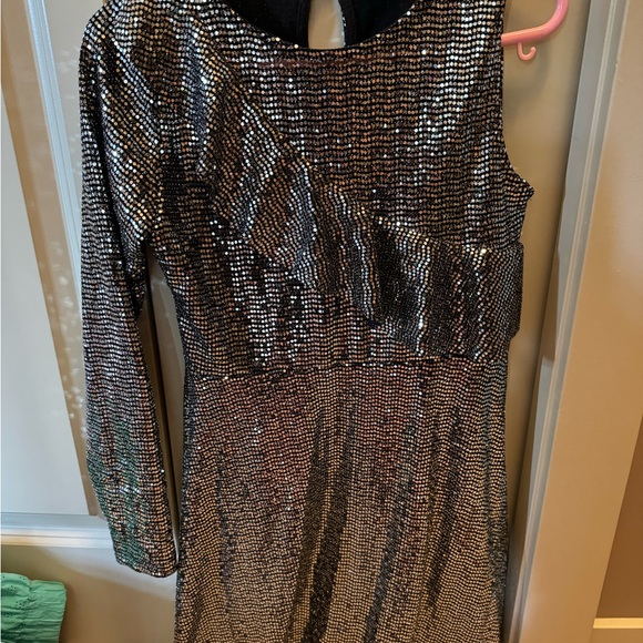 Really fun party dress! Excellent shape, only worn a couple times - Picture 1 of 2